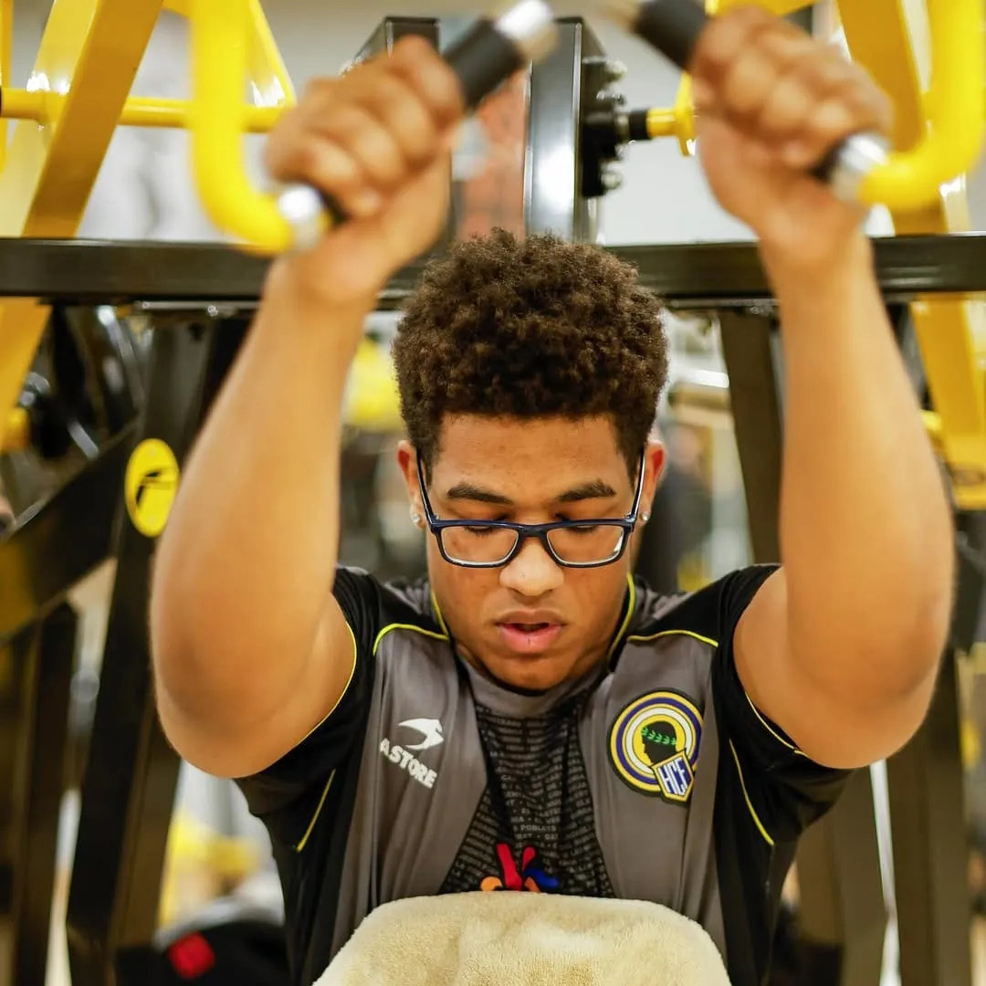 Entrenamiento en Élite Fitness 12