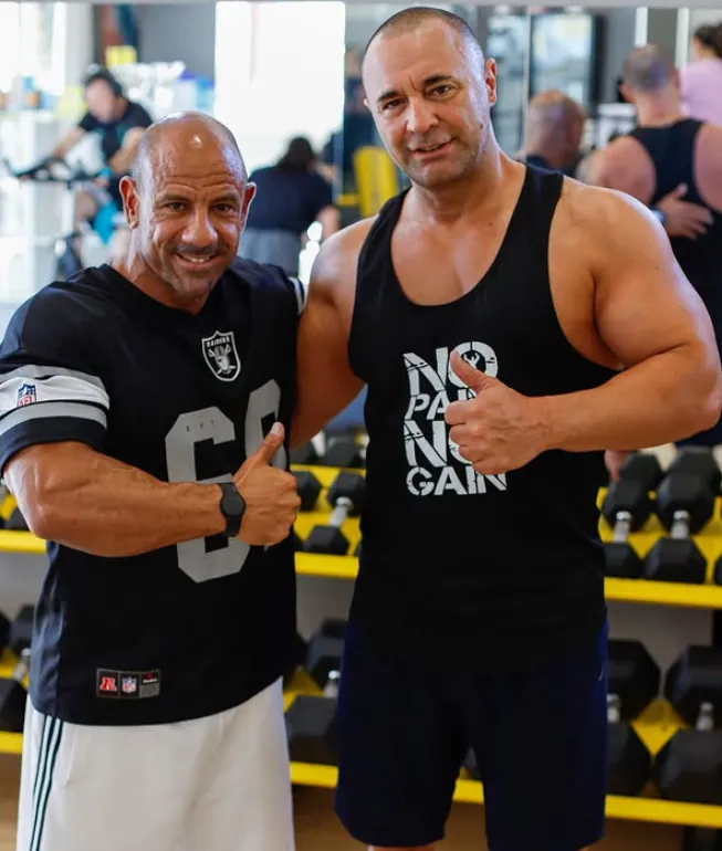 Entrenamiento en Élite Fitness 4